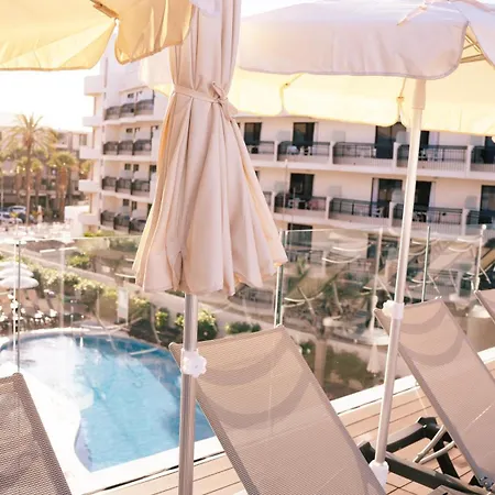 Coral California - Adults Only