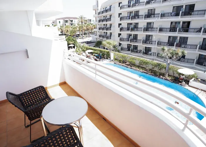 Coral California - Adults Only