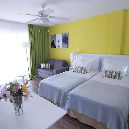 Coral California - Adults Only *