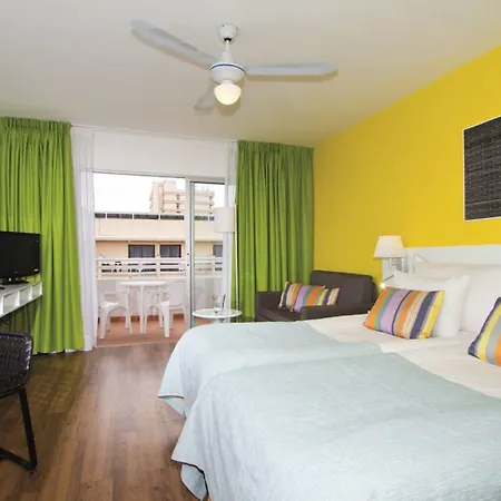 Coral California - Adults Only