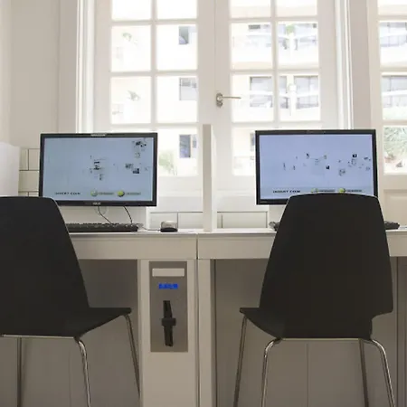 Coral California - Adults Only *